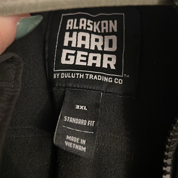 Men’s Coat - Picture 3 of 3